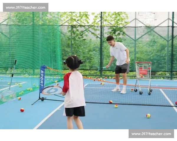 当速度与技巧在球场上交织看网球运动如何塑造竞技精神与时代魅力